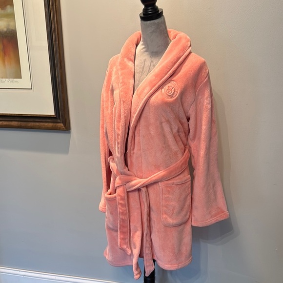 Victoria's Secret Pink Shawl Collar robe Plush Texture EUC M/L - Picture 5 of 10